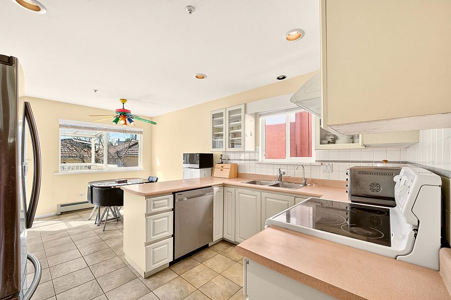 6673 Gladstone Street Vancouver, BC - 9