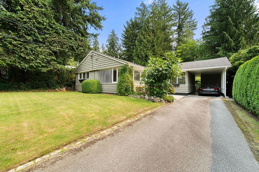3046 Princess Avenue North Vancouver, BC - 35