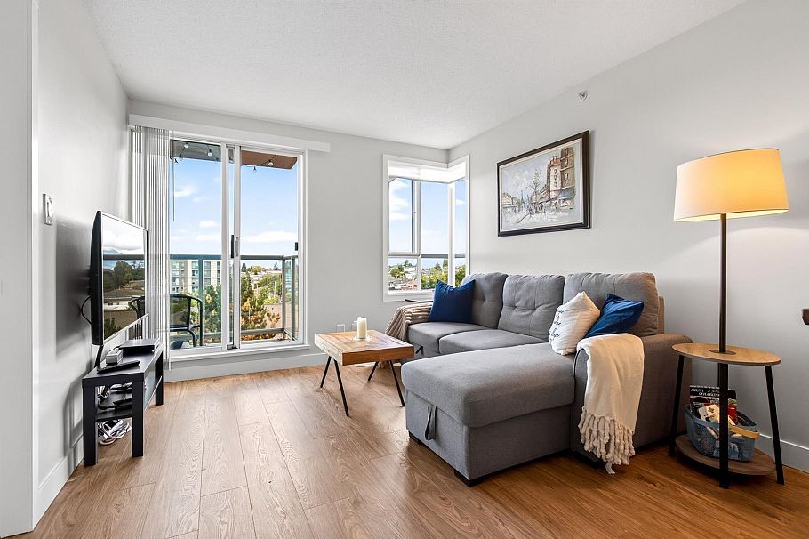 806 3455 Ascot Place Vancouver, BC - 3