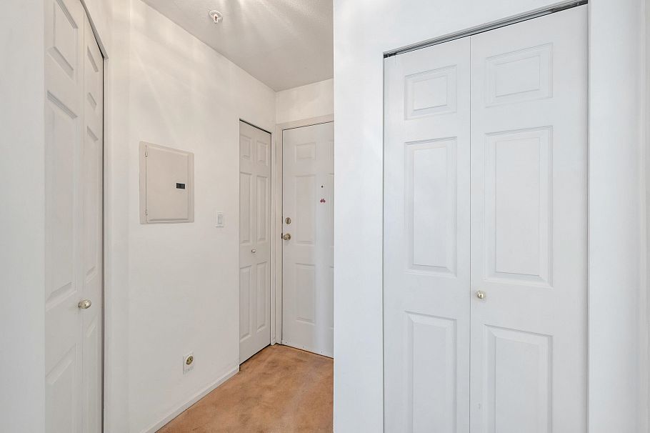 206 245 St. Davids Avenue North Vancouver, BC - 17