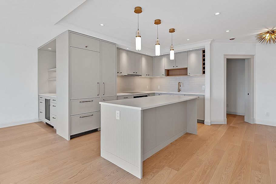 306 1311 Beach Avenue Vancouver, BC - 10