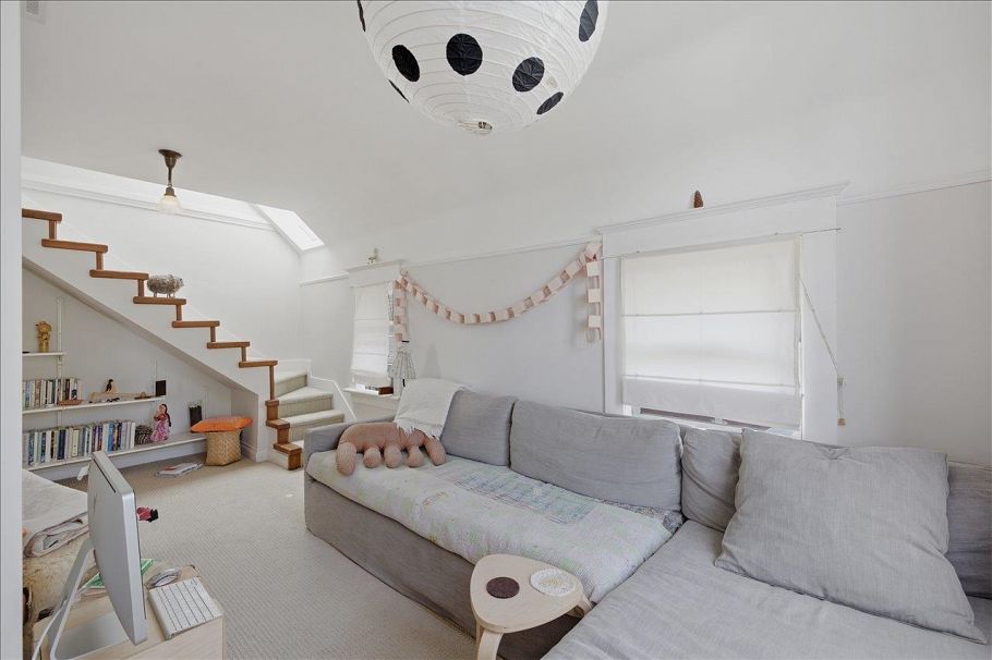 761 E 15th Avenue Vancouver, BC - 12