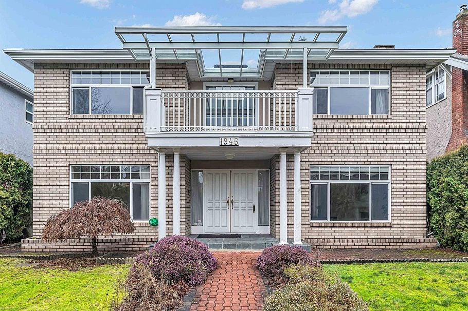 1945 W 44th Avenue Vancouver, BC - 1