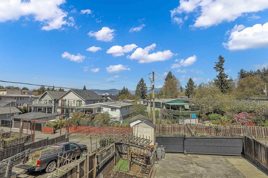 1457 E 18th Avenue Vancouver, BC - 33