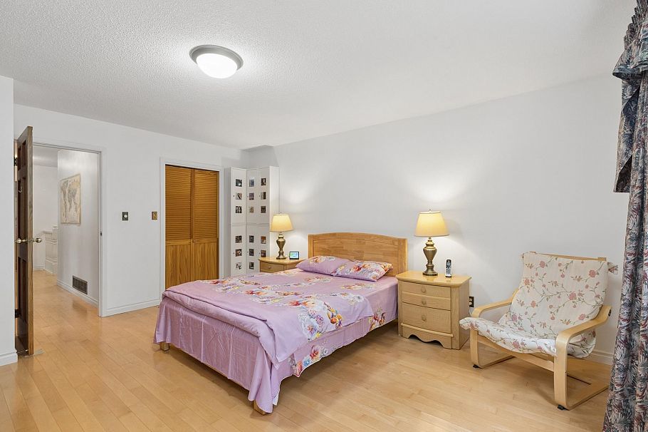5609 White Pine Lane North Vancouver, BC - 21