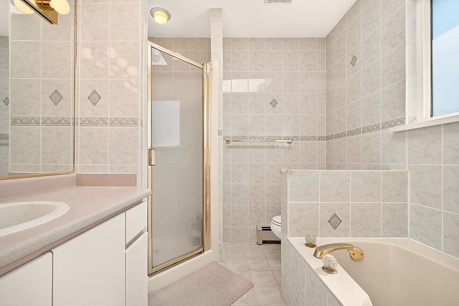 6673 Gladstone Street Vancouver, BC - 22