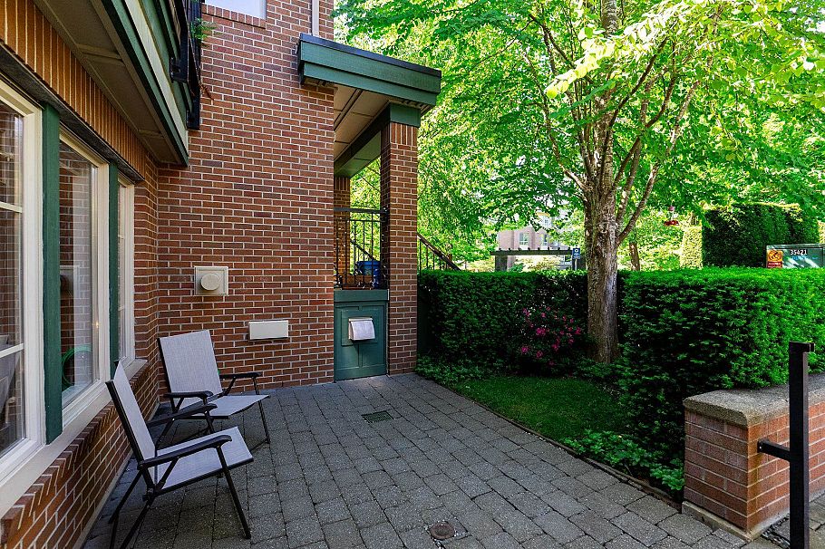 6230 Logan Lane Vancouver, BC - 34
