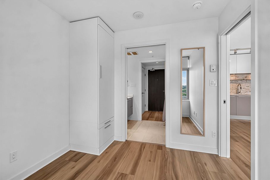 2206 8131 Nunavut Lane Vancouver, BC - 17
