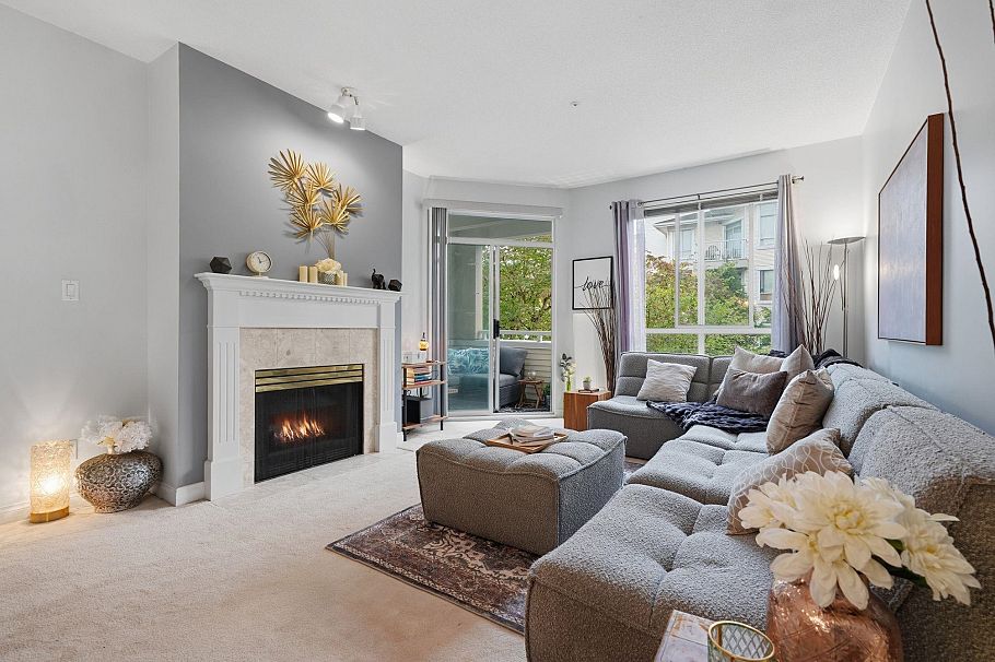 333 383 E 37th Avenue Vancouver, BC - 6