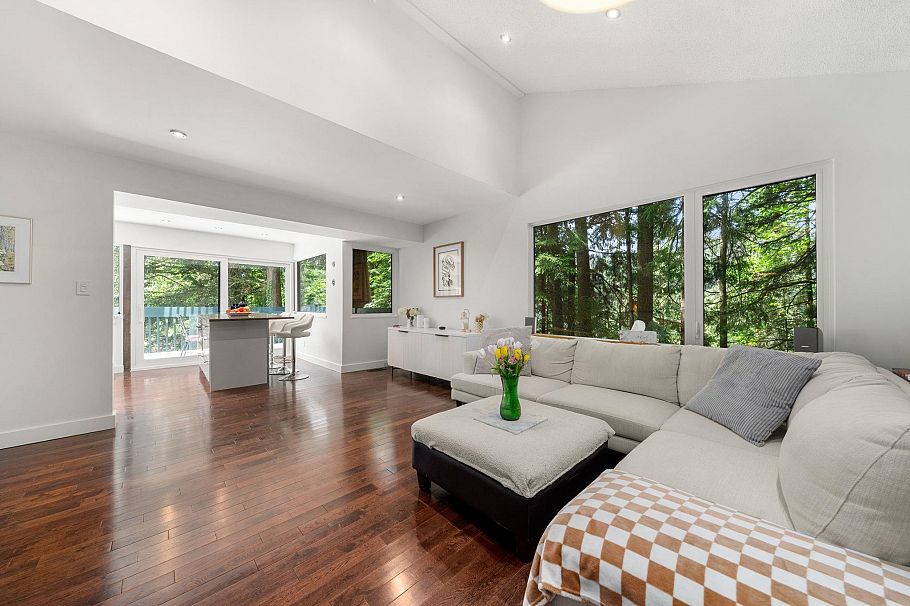 2086 Rivergrove Place North Vancouver, BC - 14