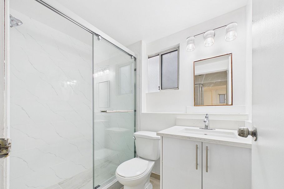 7692 Osler Street Vancouver, BC - 21