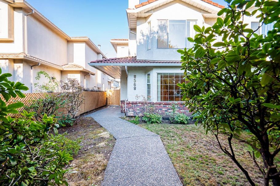 8568 French Street Vancouver, BC - 20