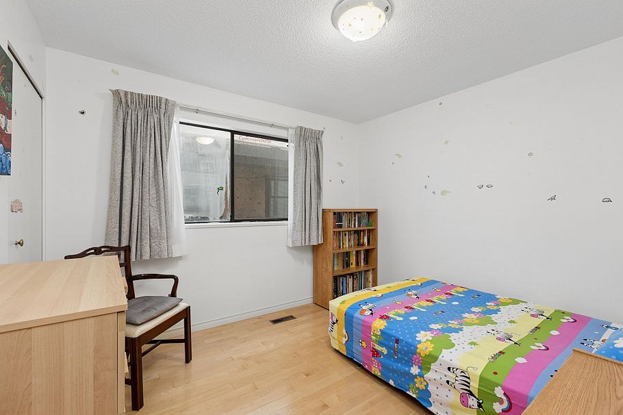 5609 White Pine Lane North Vancouver, BC - 26