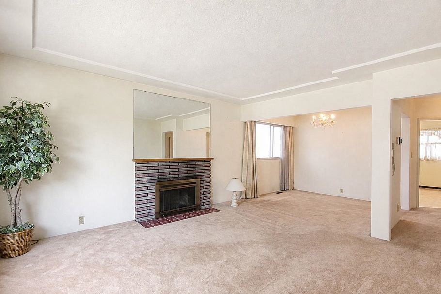 2748 E 6th Avenue Vancouver, BC - 6