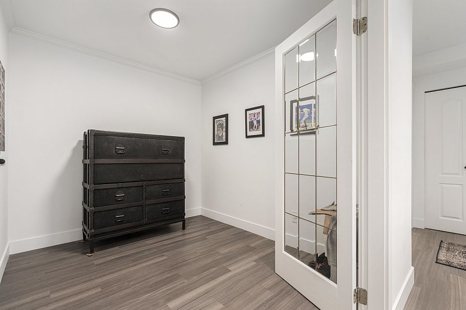 203 825 W 15th Avenue Vancouver, BC - 25
