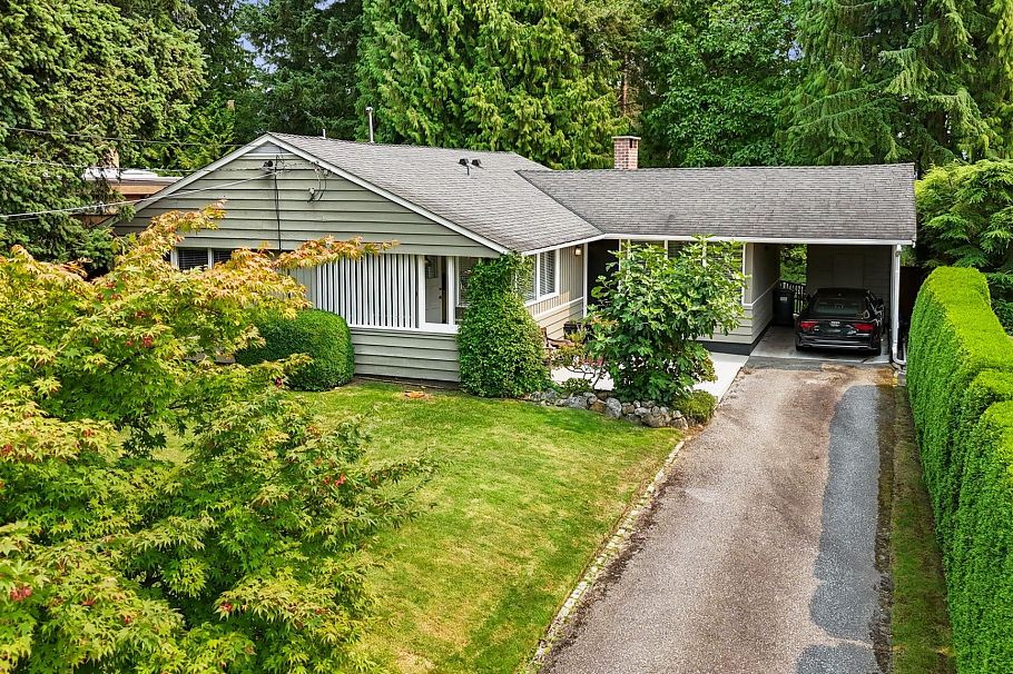3046 Princess Avenue North Vancouver, BC - 37