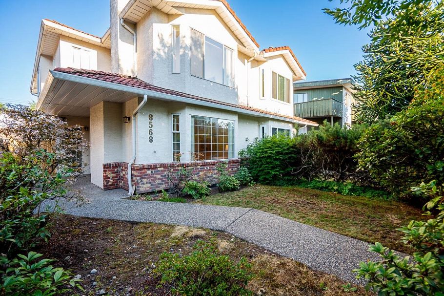 8568 French Street Vancouver, BC - 21