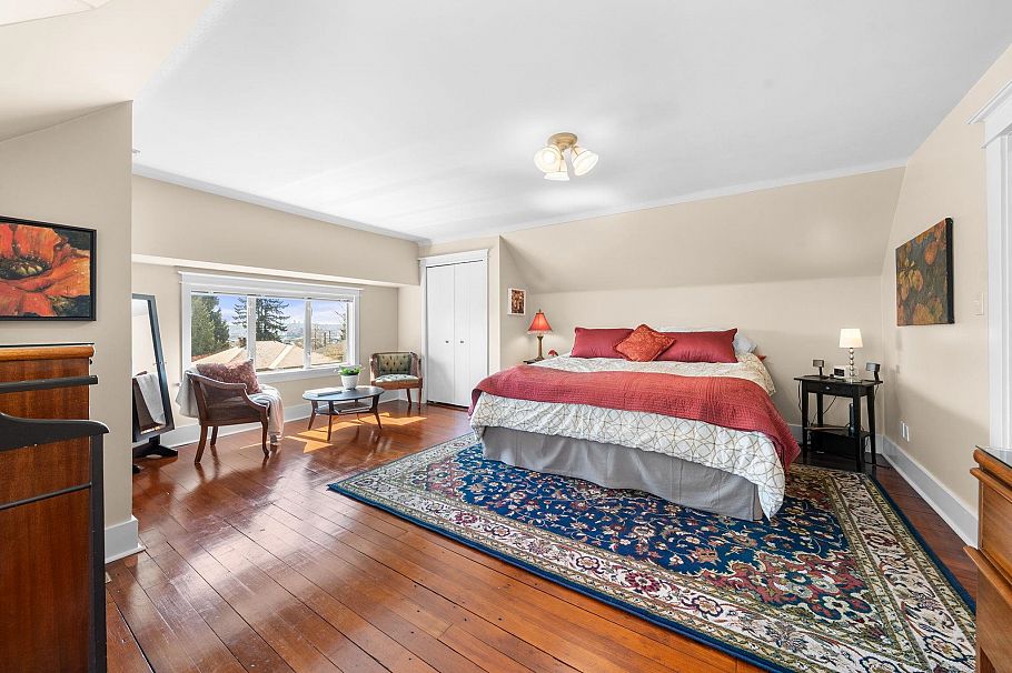 628 E 5th Street North Vancouver, BC - 30