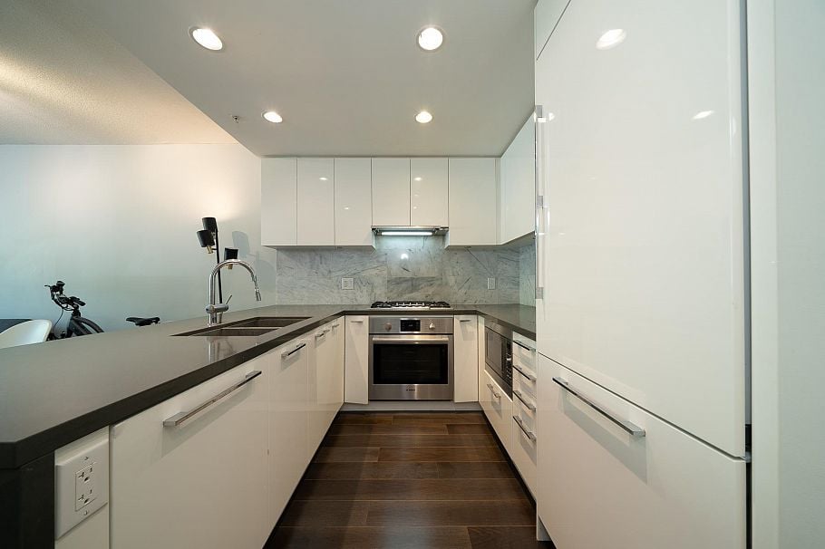 112 5638 Birney Avenue Vancouver, BC - 5
