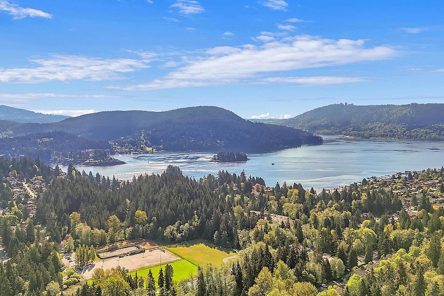 207 1500 Ostler Court North Vancouver, BC - 27