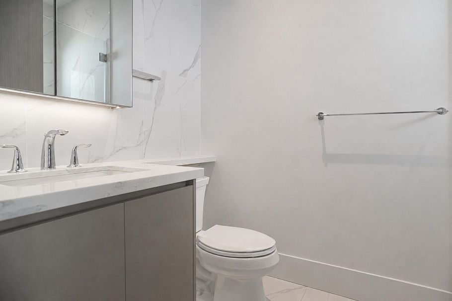 3586 W 42nd Avenue Vancouver, BC - 17