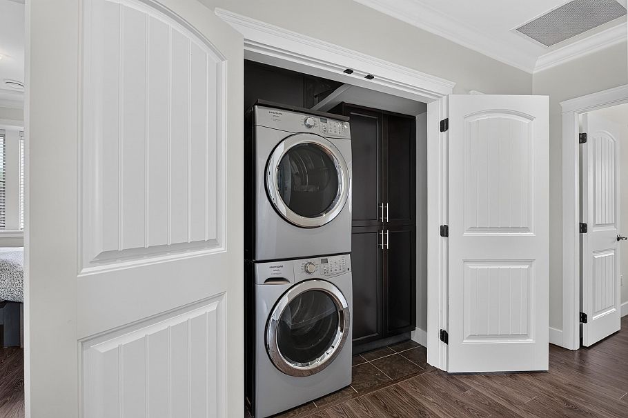 1010 E 55th Avenue Vancouver, BC - 30
