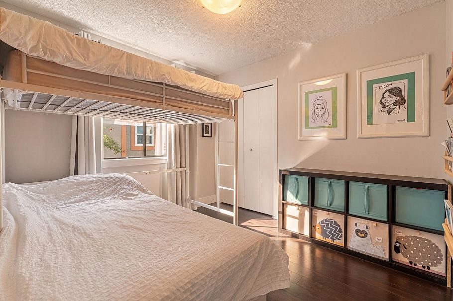 2427 W 6th Avenue Vancouver, BC - 18