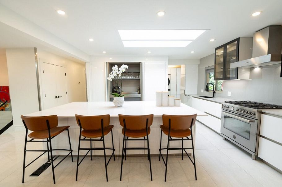 3595 Princess Avenue North Vancouver, BC - 3