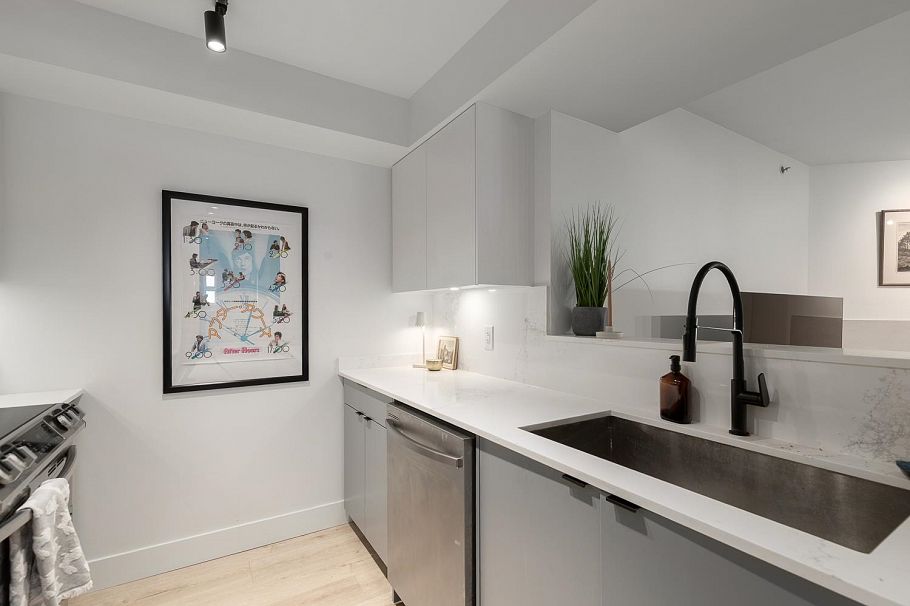 203 2272 Dundas Street Vancouver, BC - 8