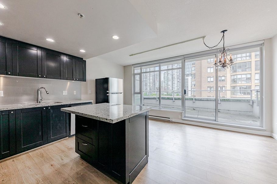 804 1133 Homer Street Vancouver, BC - 11