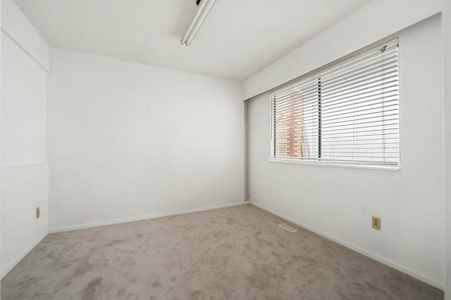 2539 E 34th Avenue Vancouver, BC - 27