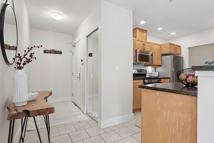 316 6328 Larkin Drive Vancouver, BC - 3