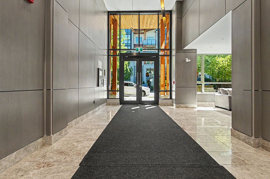 122 2651 Library Lane North Vancouver, BC - 2