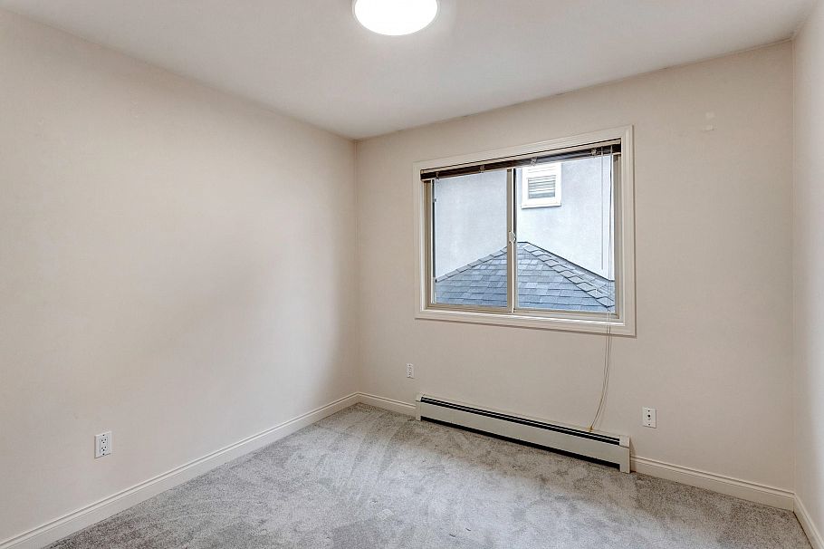 8468 Osler Street Vancouver, BC - 18