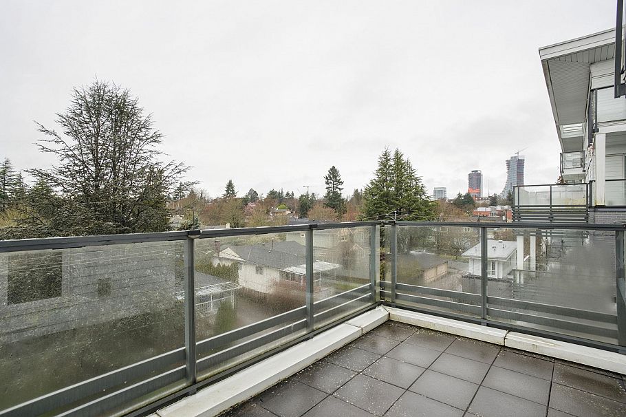 608 6677 Cambie Street Vancouver, BC - 24