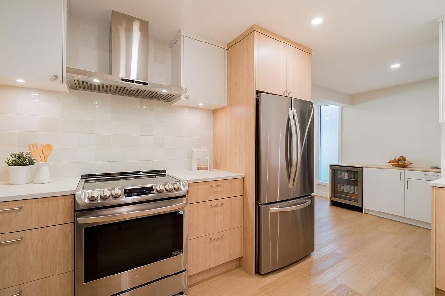 1139 Heritage Boulevard North Vancouver, BC - 15