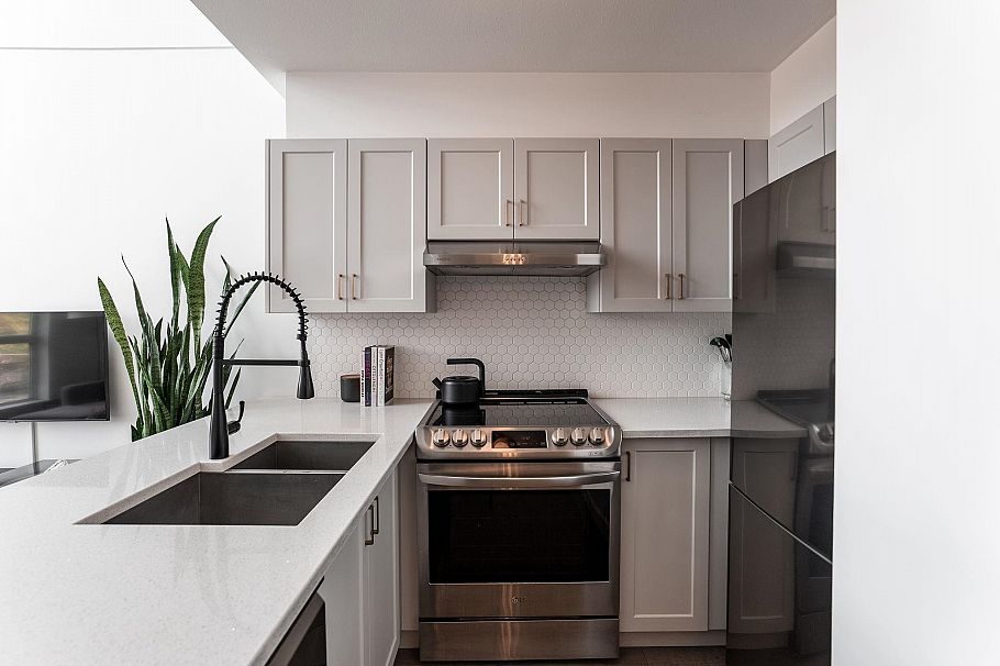 327 418 E Broadway Street Vancouver, BC - 14