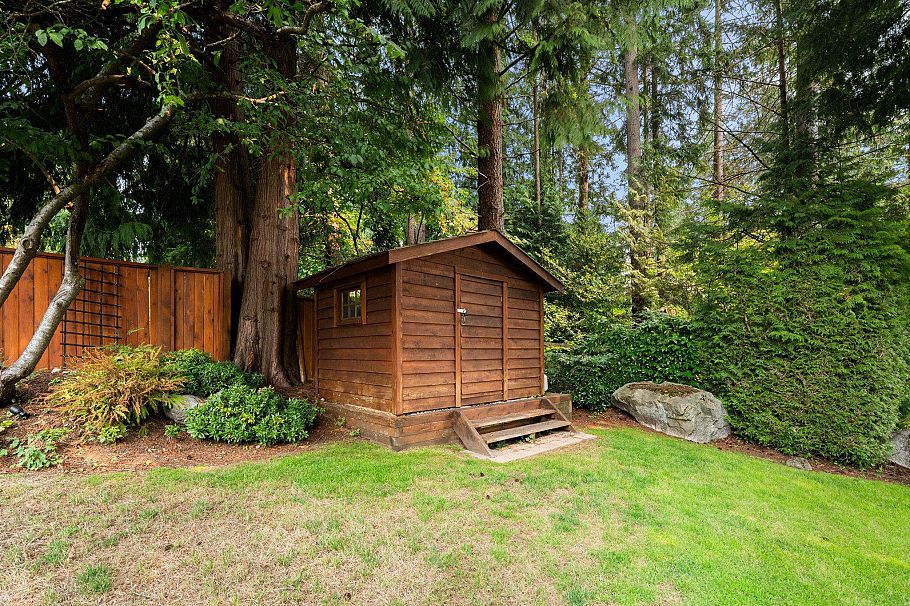 3046 Princess Avenue North Vancouver, BC - 31
