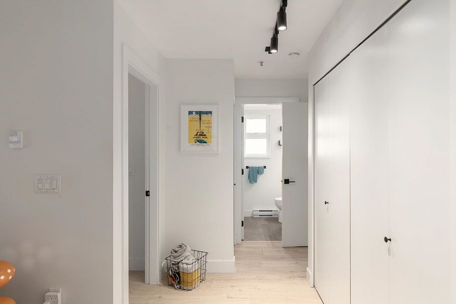 203 2272 Dundas Street Vancouver, BC - 11