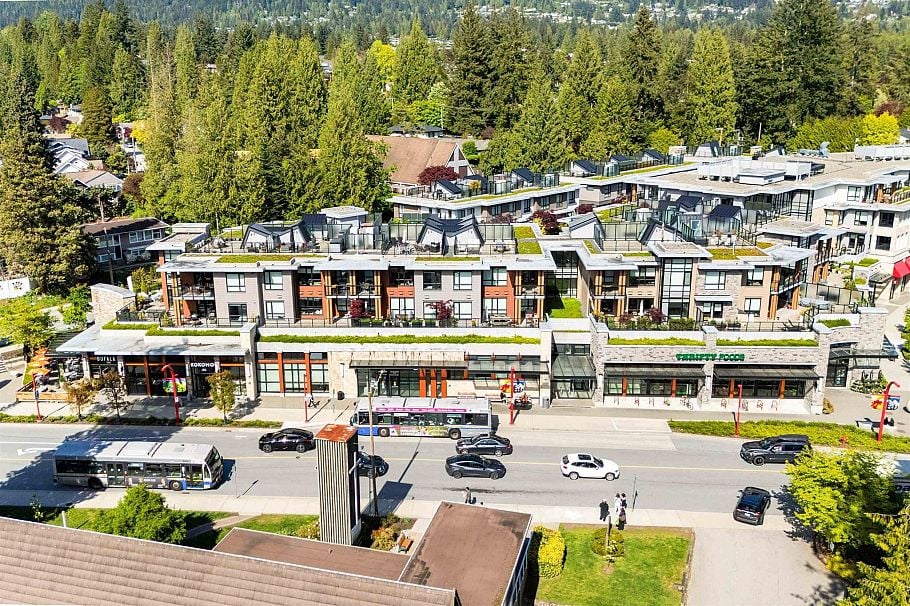 3922 Sunnycrest Drive North Vancouver, BC - 22