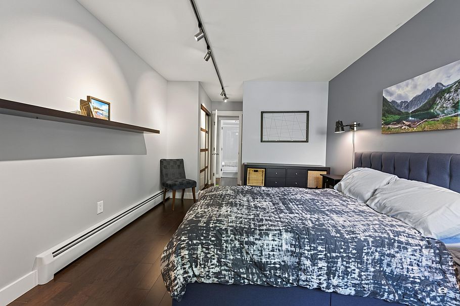 206 1420 E 8th Avenue Vancouver, BC - 18