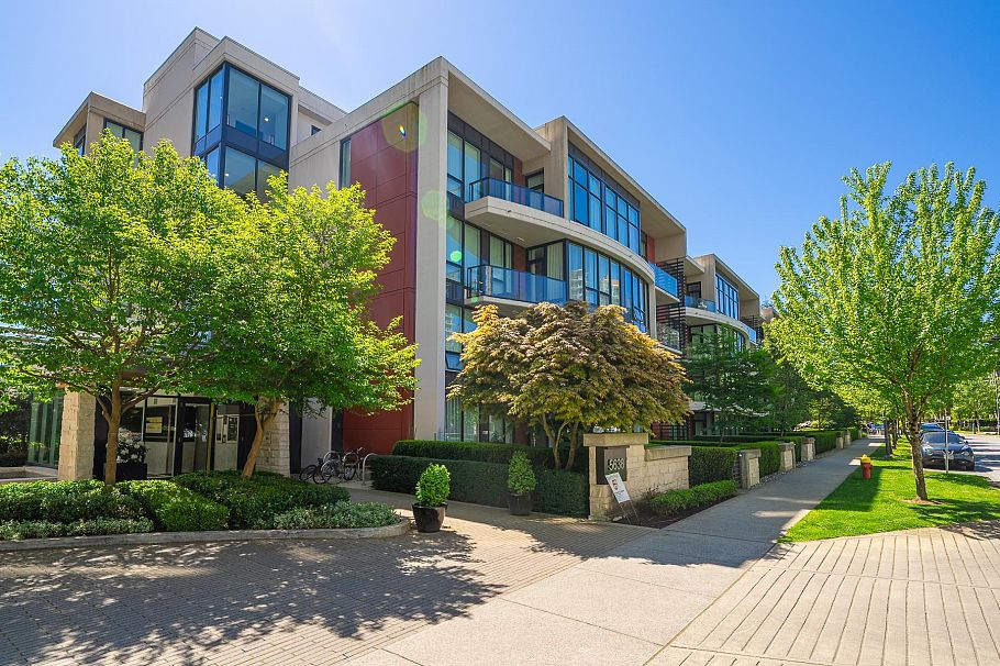 112 5638 Birney Avenue Vancouver, BC - 3