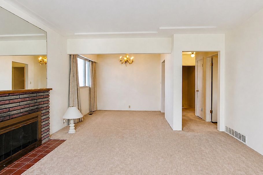 2748 E 6th Avenue Vancouver, BC - 9