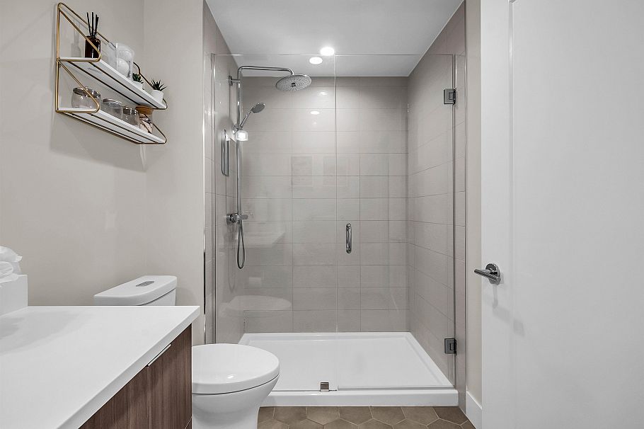 401 1496 Charlotte Road North Vancouver, BC - 19