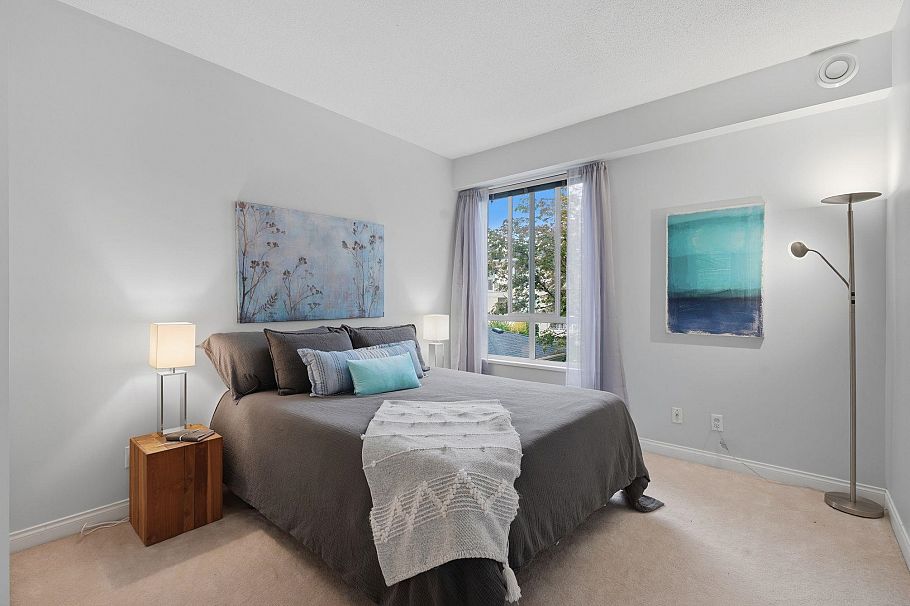 333 383 E 37th Avenue Vancouver, BC - 24