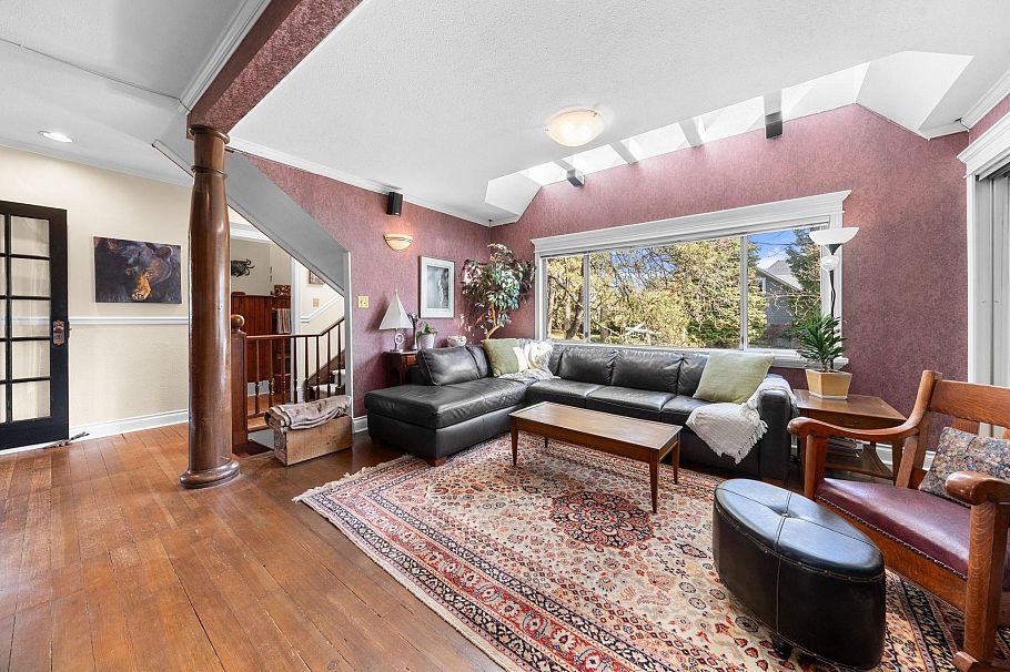 628 E 5th Street North Vancouver, BC - 4