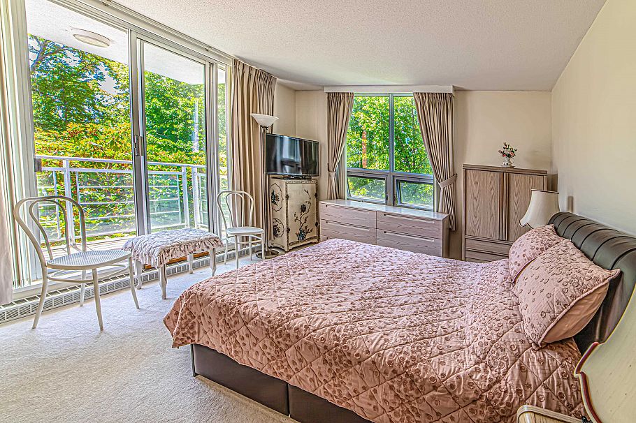 212 688 Fairchild Road Vancouver, BC - 19