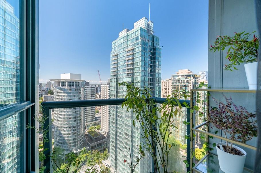 2603 1239 W Georgia Street Vancouver, BC - 23
