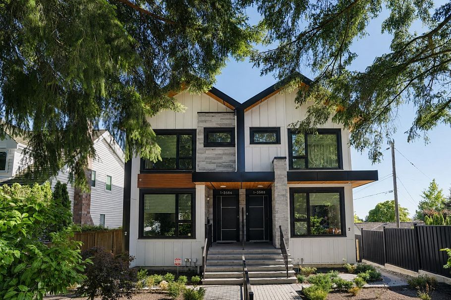 3586 W 42nd Avenue Vancouver, BC - 1