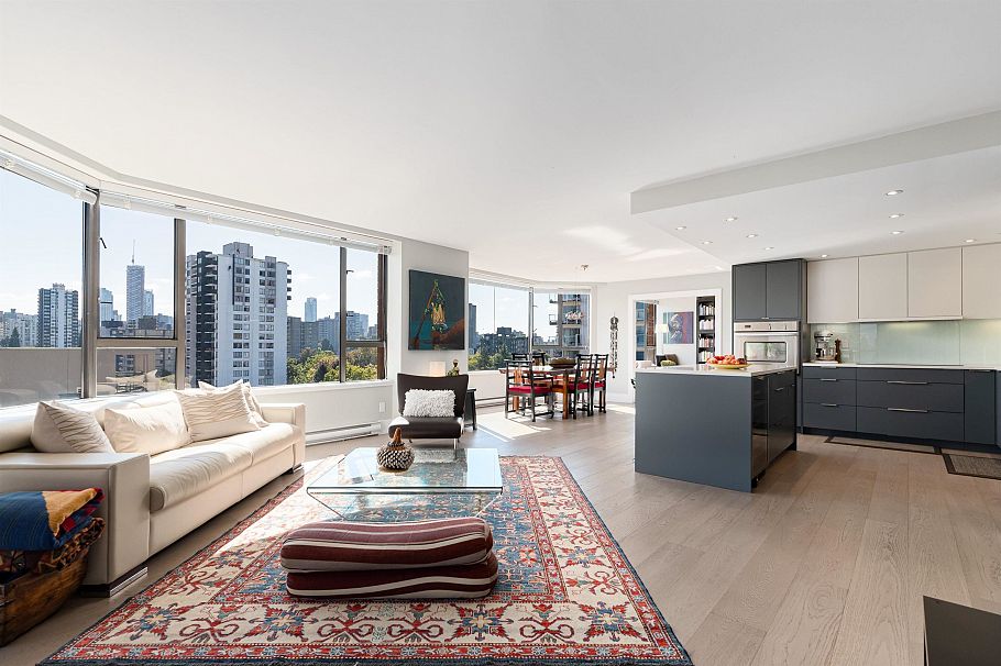 1001 1860 Robson Street Vancouver, BC - 1